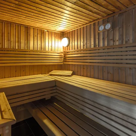 Odalys New Solarium Hotell 3*